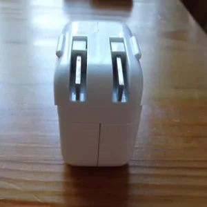 Apple USA 2-pin mains plug and power adapter - Image 2