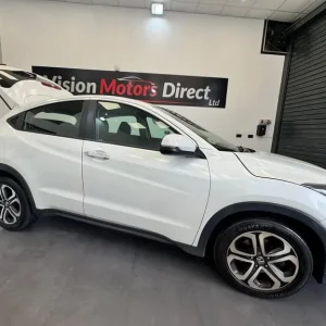 2014 Honda HR-V 1.5 i-VTEC SE CVT Euro 6 (s/s) 5dr HATCHBACK Petrol Automatic - Image 4