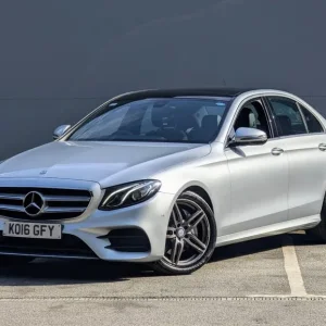 2016 Mercedes-Benz E-Class 2.0 E220d AMG Line (Premium) G-Tronic+ Euro 6 (s/s) 4dr SALOON Diesel ... - Image 4