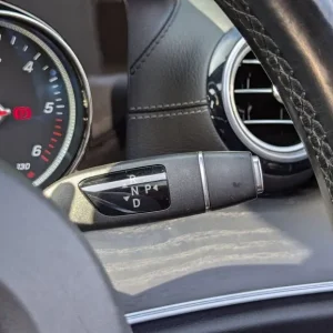 2016 Mercedes-Benz E-Class 2.0 E220d AMG Line (Premium) G-Tronic+ Euro 6 (s/s) 4dr SALOON Diesel ... - Image 8