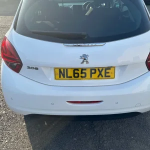 Peugeot, 208, Hatchback, 2015, Manual, 999 (cc), 3 doors - Image 3