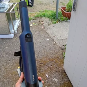 Shark hand vac - Image 2