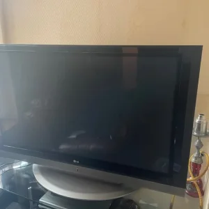 LG 50 inch Tv - Image 3