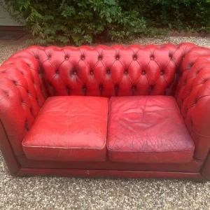 Original “Club” Chesterfield sofa - Image 2