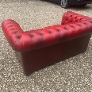 Original “Club” Chesterfield sofa - Image 4