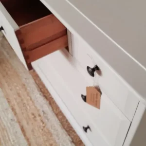 Stunning Stag Minstrel 5 drawer chest, vintage dresser - Image 2