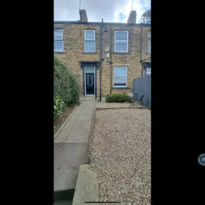 2 bedroom house in Radcliffe Terrace, Pudsey, LS28 (2 bed) (#2584308)
