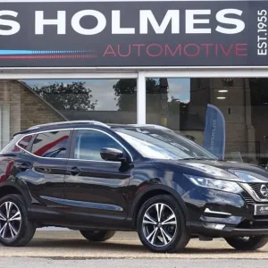 Nissan Qashqai 1.3 DiG-T 160 [157] N-Connecta 5dr DCT Glass Roof Petrol