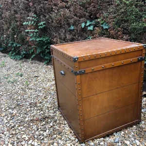 Wooden storage chests - Image 5