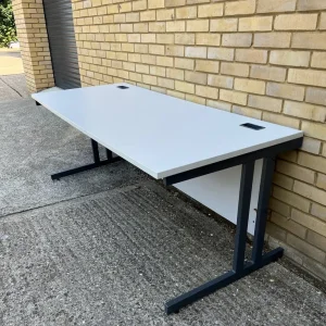 2 office tables 1800mm x 800mm