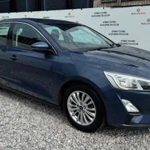 2019 Ford Focus 1.0T EcoBoost Titanium Euro 6 (s/s) 5dr HATCHBACK Petrol Manual - Image 2