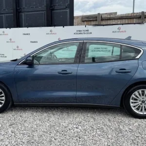2019 Ford Focus 1.0T EcoBoost Titanium Euro 6 (s/s) 5dr HATCHBACK Petrol Manual - Image 5
