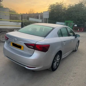 Toyota Avensis 2016 1.6 Diesel Manual 4-door - Image 7