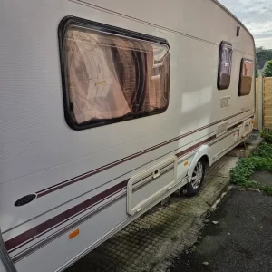 Swift challenger 500se fixed bed - Image 5