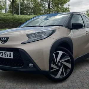 2023 Toyota Aygo X 1.0 VVT-i Edge 5dr Auto Hatchback Petrol Automatic - Image 3
