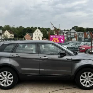 2015 Land Rover Range Rover Evoque 2.0 eD4 SE Tech FWD Euro 6 (s/s) 5dr ESTATE Diesel Manual - Image 3