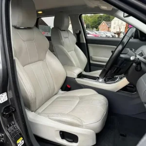 2015 Land Rover Range Rover Evoque 2.0 eD4 SE Tech FWD Euro 6 (s/s) 5dr ESTATE Diesel Manual - Image 4