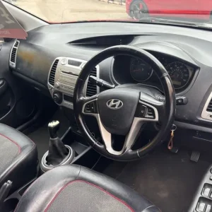 2009 Hyundai i20 CRDI STYLE Hatchback Diesel Manual - Image 3