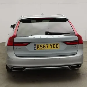 2017 Volvo V90 2.0 D5 PowerPulse R-Design Pro Estate 5dr Diesel Auto AWD Euro 6 (s/s) (235 Estate... - Image 8