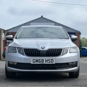 2019 Skoda Octavia 1.0 TSI GPF SE Hatchback 5dr Petrol DSG Euro 6 (s/s) (115 ps) Hatchback Petrol... - Image 3