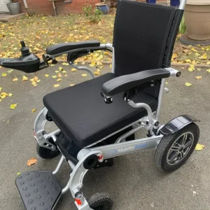 Mobility AHEAD FOLDING POWER CHAIR. Brand new, used ONCE. OFFERS!!! - Image 2