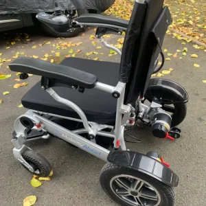 Mobility AHEAD FOLDING POWER CHAIR. Brand new, used ONCE. OFFERS!!! - Image 3