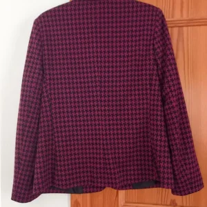 Classic Ladies Jacket - Size 14 - Image 2