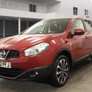 2012 Nissan Qashqai 1.5 dCi n-tec+ 2WD Euro 5 5dr HATCHBACK Diesel Manual - Image 2