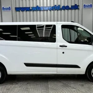 2021 Ford Transit Toureo Kombi 9 Seater Bus **FINANCE**WARRANTY** (not minibus transporter trafic - Image 4