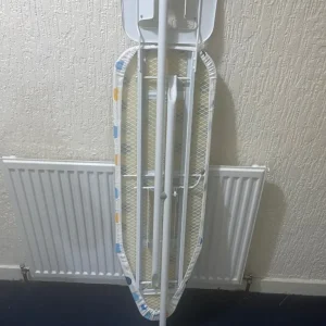 Pending - Ironing board - Image 2