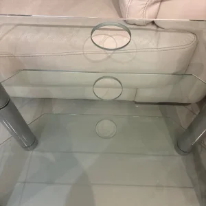 Glass TV stand - Image 2