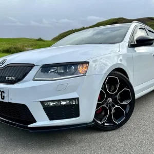 2016 Skoda Octavia 2.0 TFSI vRS DSG Euro 6 (s/s) 5dr (SNav) ESTATE Petrol Automatic - Image 8