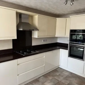 Full Kitchen including appliances - Image 5