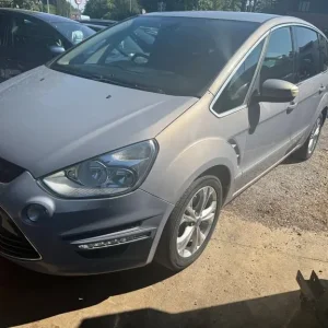 2010 Ford S-Max 2.0T EcoBoost Titanium MPV 5dr Petrol Powershift Euro 5 (203 ps) MPV Petrol Autom... - Image 2