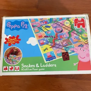 Peppa pig snakes and ladders