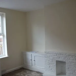 No Deposit required: Ideal for 2 adult housing benefit tenants (over 35) TOTAL rent is £1100/month - Image 7