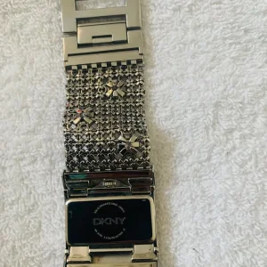 DKNY Diamonte watch - Image 6