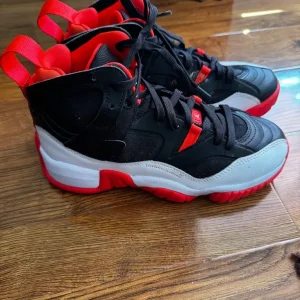 Kids Nike air Jordan size 5.5