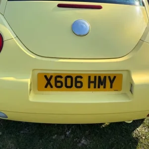 VW Beetle 5-speed manual 1.9L petrol - Image 8