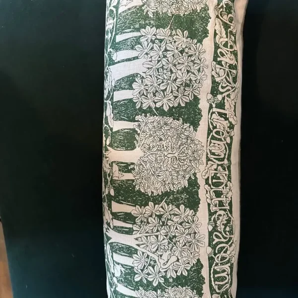 Like New Green Linen Bedding Set - Fresh & Inviting!