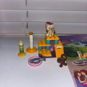 LEGO Friends 41018 – Complete with Instructions (No box included unfortunately) (Some Small Changes) - Image 2