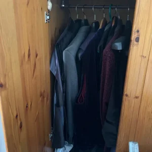 Pine wood cupboard - Image 2