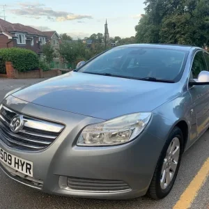2009 Vauxhall Insignia 1.8i 16V SE 5dr HATCHBACK Petrol Manual - Image 3