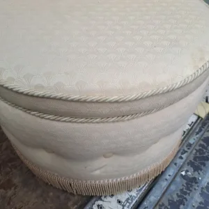 Vintage bedroom chair - Image 3