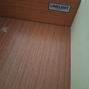 **FREE** A pair of vintage 3-drawer chest of drawers / bedroom cabinets - Image 6