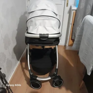 Grey Mothercare journey - Image 3