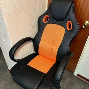Computer desk gaming chair