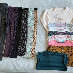 Girls bundle of clothes 8-9 years - Image 7