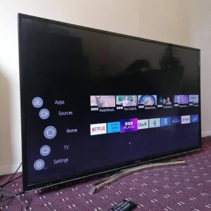 Hitachi smart 50 inch 4k ultra HD slim lightweight tv