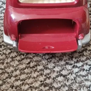 Sylvanian Family half house and car - Image 6